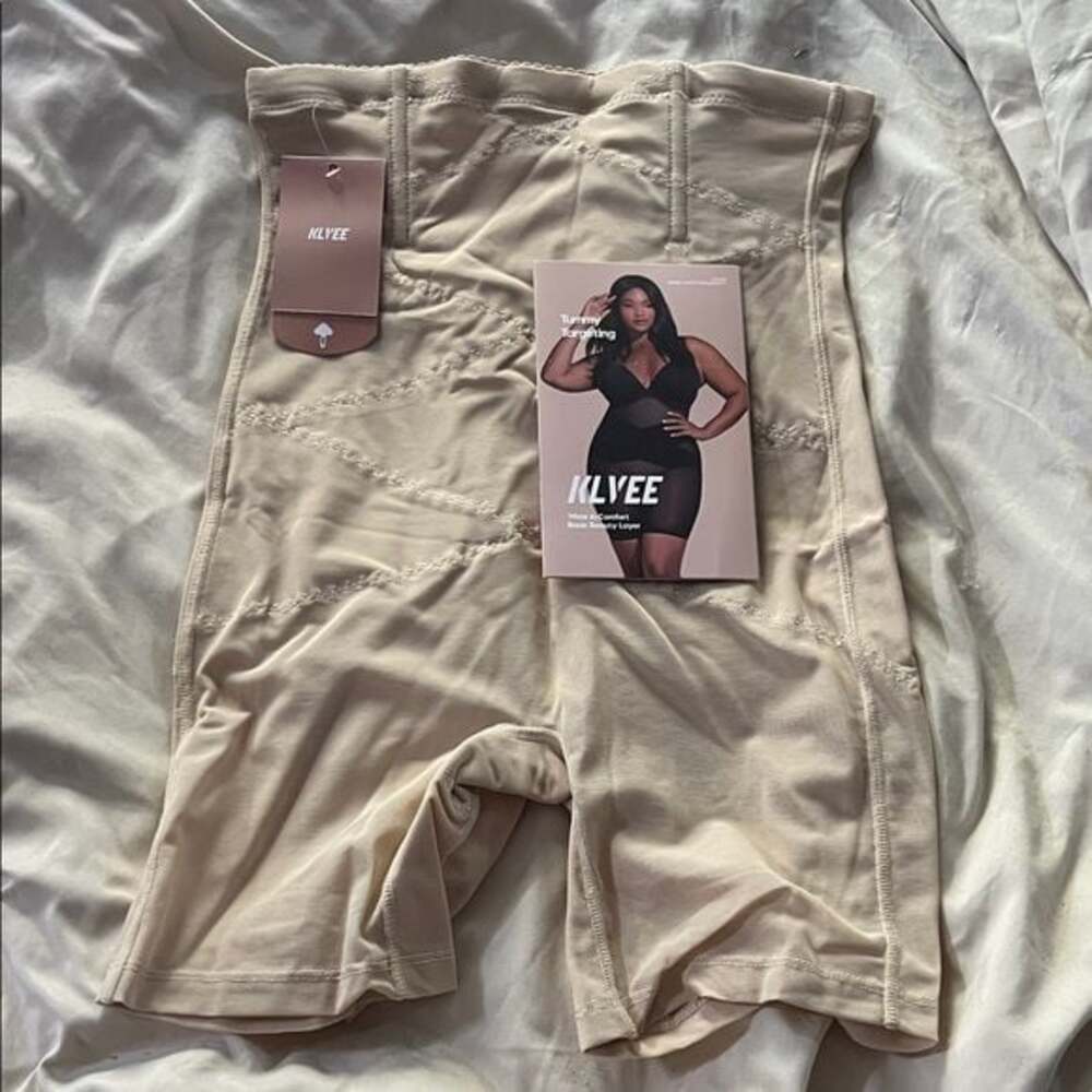 Women's HighWaist Shaping Shorts  Nude